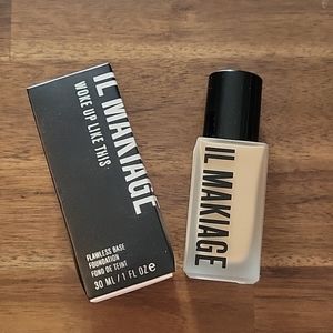 IL MAKIAGE Woke Up Like This